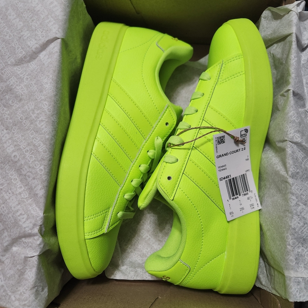 New adidas womens grand court